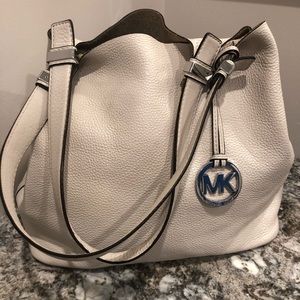 Authentic Michael Kors Leather Tote